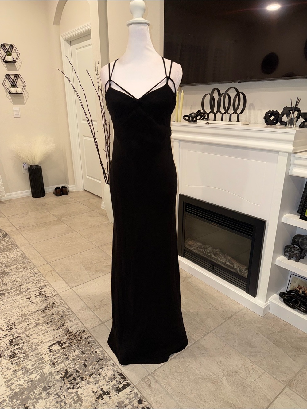 Jones New York Black Double-Strap Maxi Dress Size 6